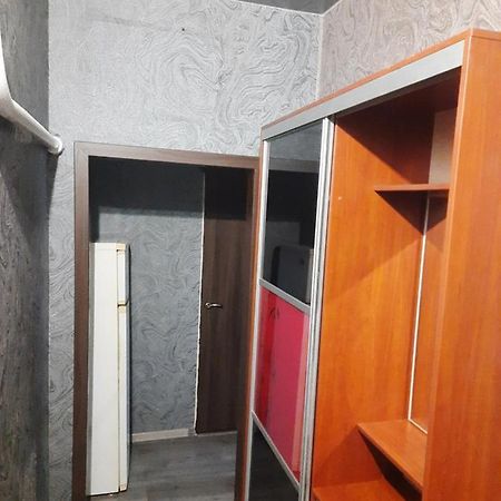 Apartment 2 Bed Rooms Near Aristokrat Zaporizhia Exteriör bild