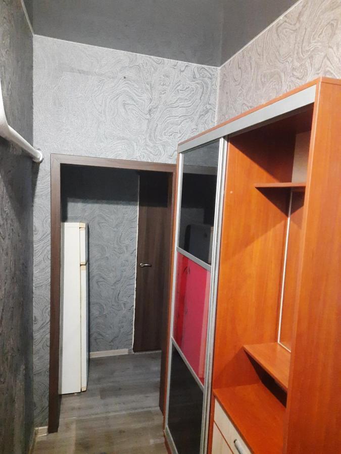 Apartment 2 Bed Rooms Near Aristokrat Zaporizhia Exteriör bild